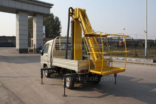 點擊查看詳細信息<br>標題：小型電動高空作業車 閱讀次數：3079
