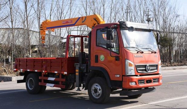點(diǎn)擊查看詳細(xì)信息<br>標(biāo)題：3.2噸大運(yùn)隨車吊 閱讀次數(shù)：1872