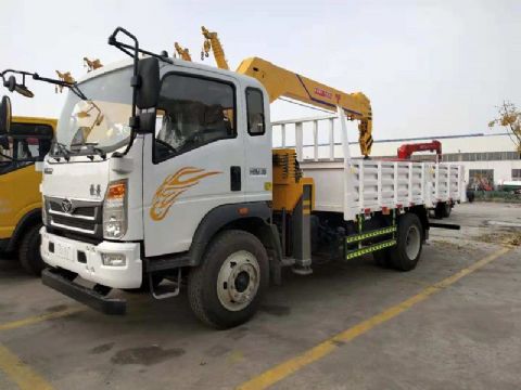 點(diǎn)擊查看詳細(xì)信息<br>標(biāo)題：5噸重汽豪曼隨車吊 閱讀次數(shù)：2036